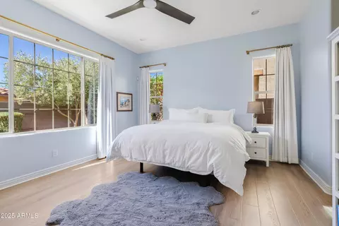 Bedroom - 4535 E Navigator Ln, Phoenix, AZ 85050 photo 2 of 6