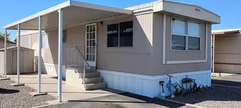 730 S Country Club Dr #81, Mesa, AZ 85210