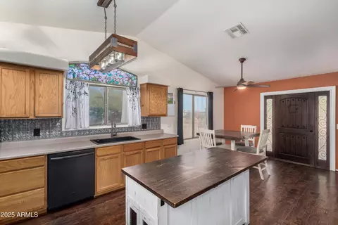 Kitchen - 38018 N 23rd Ave, Phoenix, AZ 85086 photo 3 of 3