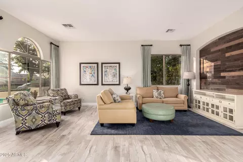 Living - 2139 S Granite St, Gilbert, AZ 85295 photo 1 of 3