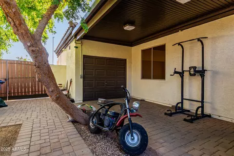 Exterior - 2139 S Granite St, Gilbert, AZ 85295 photo 19 of 33