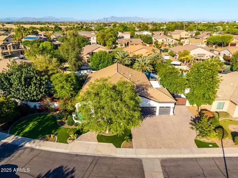View/Area - 2139 S Granite St, Gilbert, AZ 85295 photo 2 of 4