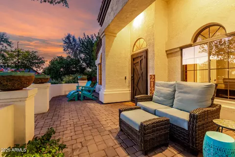 Exterior - 2139 S Granite St, Gilbert, AZ 85295 photo 7 of 33