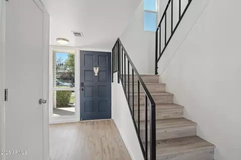 610 E Montebello Ave #46, Phoenix, AZ 85012 photo 7