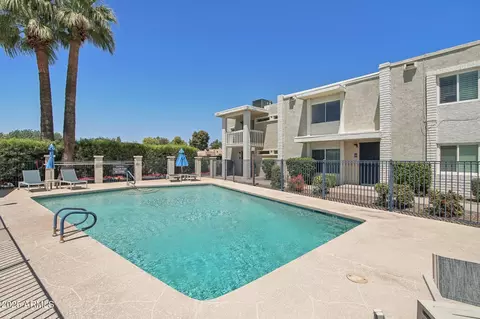 610 E Montebello Ave #46, Phoenix, AZ 85012 photo 4