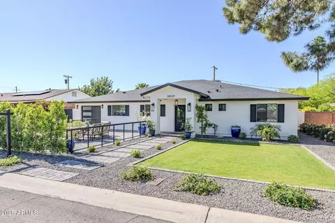 3029 Elm St, Phoenix, AZ 85016 photo 2