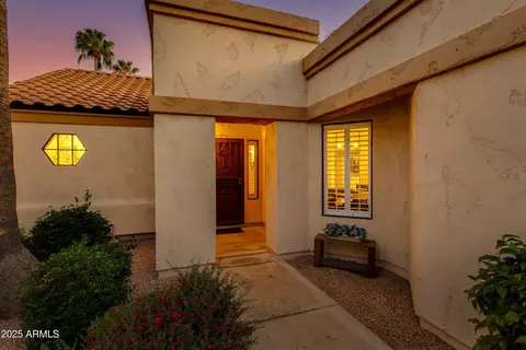 9121 W Topeka Dr, Peoria, AZ 85382