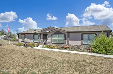 14050 E Lazy River Dr, Dewey, AZ 86327