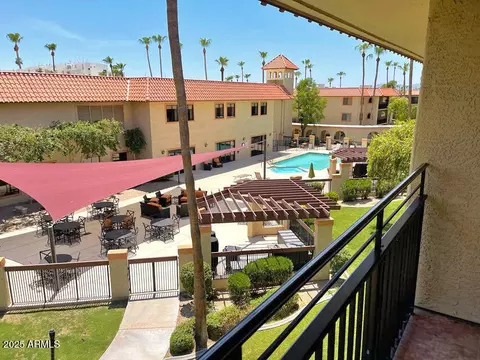 10330 W Thunderbird Blvd #C304, Sun City, AZ 85351
