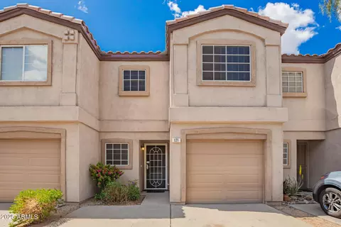 125 S 56th St #121, Mesa, AZ 85206