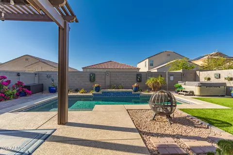 Exterior - 30962 W Weldon Ave, Buckeye, AZ 85396 photo 2 of 5