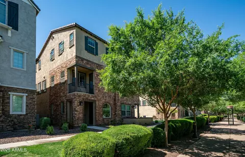 1714 E Bridgeport Pkwy, Gilbert, AZ 85295