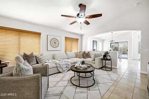 1120 S Valley Dr, Apache Junction, AZ 85120 photo 8