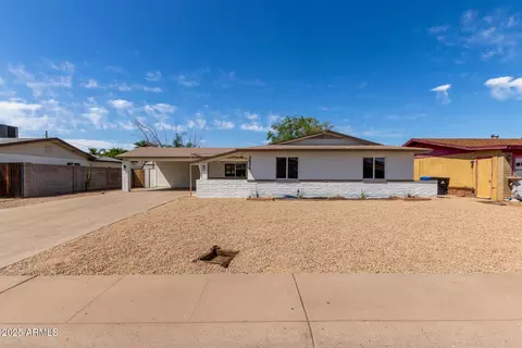 3826 W Davidson Ln, Phoenix, AZ 85051