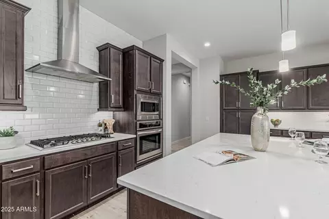 18025 N 65th Pl, Phoenix, AZ 85054