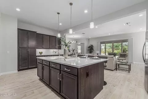Kitchen - 18025 N 65th Pl, Phoenix, AZ 85054 photo 7 of 8