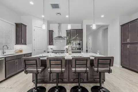 Kitchen - 18025 N 65th Pl, Phoenix, AZ 85054 photo 5 of 8