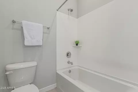 Bath - 18025 N 65th Pl, Phoenix, AZ 85054 photo 3 of 6