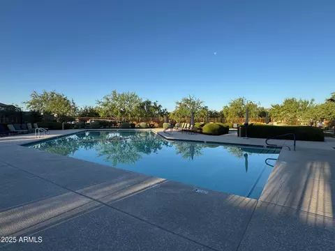 Exterior - 18025 N 65th Pl, Phoenix, AZ 85054 photo 3 of 10