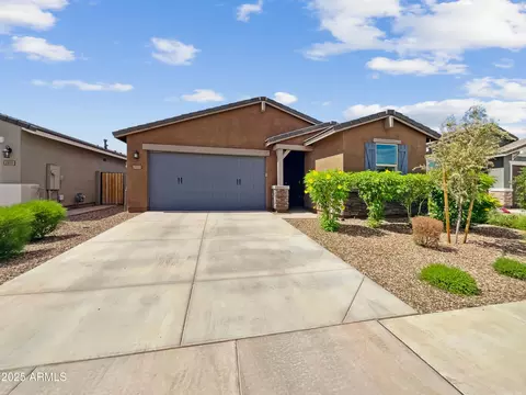 2820 E James Ave, San Tan Valley, AZ 85143