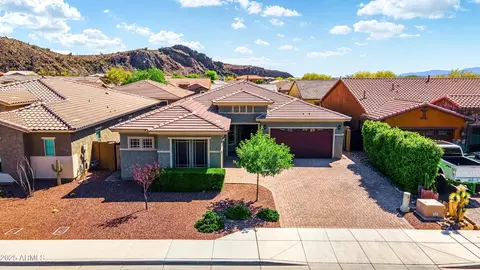 10345 W Fetlock Trl, Peoria, AZ 85383