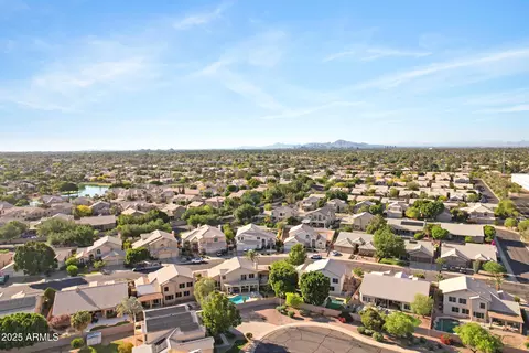 View/Area - 1975 E Chilton Dr, Tempe, AZ 85283 photo 8 of 13