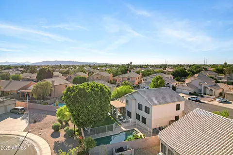 View/Area - 1975 E Chilton Dr, Tempe, AZ 85283 photo 9 of 13