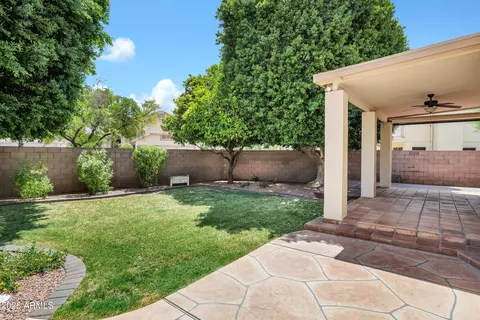 Exterior - 1975 E Chilton Dr, Tempe, AZ 85283 photo 6 of 7