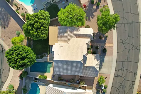 View/Area - 1975 E Chilton Dr, Tempe, AZ 85283 photo 4 of 13
