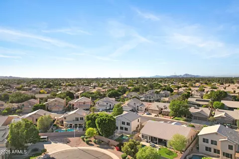 View/Area - 1975 E Chilton Dr, Tempe, AZ 85283 photo 7 of 13