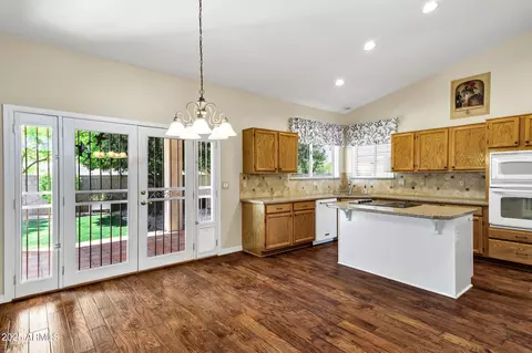 Kitchen - 1975 E Chilton Dr, Tempe, AZ 85283 photo 1 of 3
