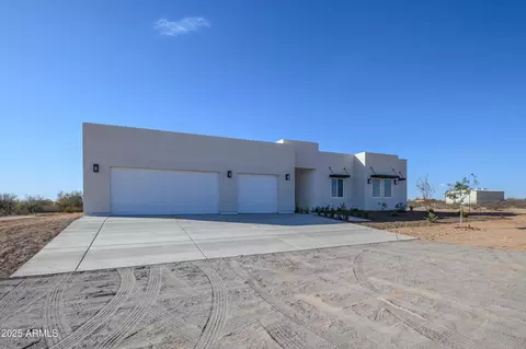 29456 N 208th Ln, Wittmann, AZ 85361