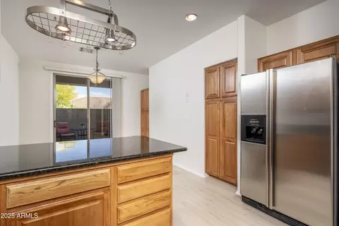 Kitchen - 1024 E Frye Rd #1090, Phoenix, AZ 85048 photo 2 of 3