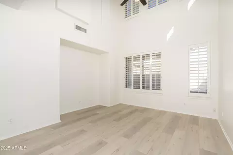Living - 1024 E Frye Rd #1090, Phoenix, AZ 85048 photo 3 of 3
