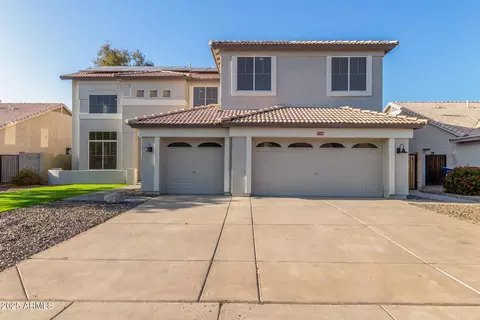 2754 E Michelle Way, Gilbert, AZ 85234 photo 4