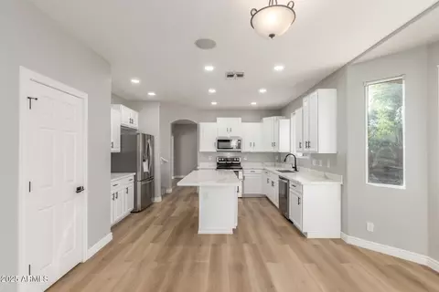 2754 E Michelle Way, Gilbert, AZ 85234 photo 13