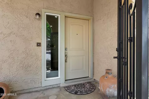2138 E Minton Dr, Tempe, AZ 85282 photo 4