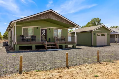 2231 Sitgreaves Dr, Overgaard, AZ 85933