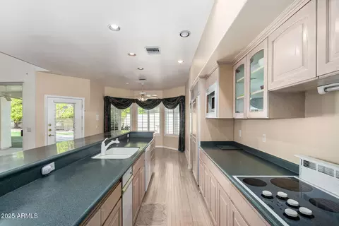Kitchen - 3740 E Tonto Ct, Phoenix, AZ 85044 photo 2 of 3