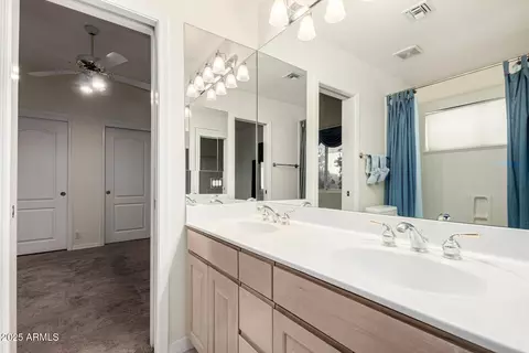 Bath - 3740 E Tonto Ct, Phoenix, AZ 85044 photo 4 of 4