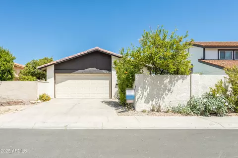 5621 S Sailors Reef Rd, Tempe, AZ 85283