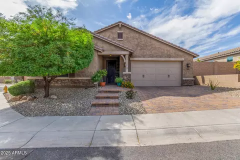 2946 W Amber Sun Dr, Phoenix, AZ 85085