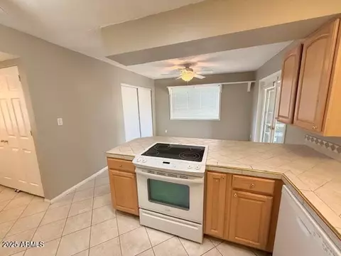 Kitchen - 814 S 80th St, Mesa, AZ 85208 photo 4 of 4
