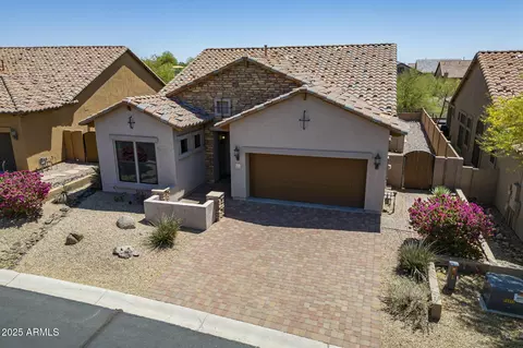 Exterior - 6951 E Roland St, Mesa, AZ 85207 photo 13 of 14