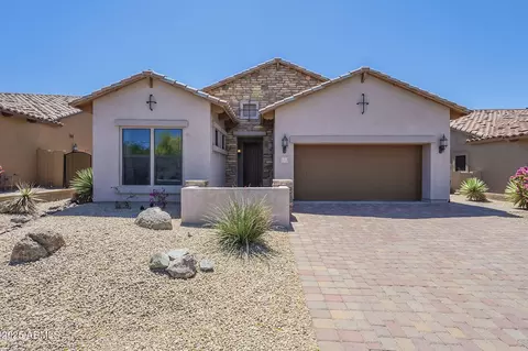 Exterior - 6951 E Roland St, Mesa, AZ 85207 photo 2 of 14