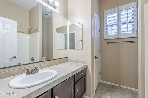 Bath - 6951 E Roland St, Mesa, AZ 85207 photo 4 of 7