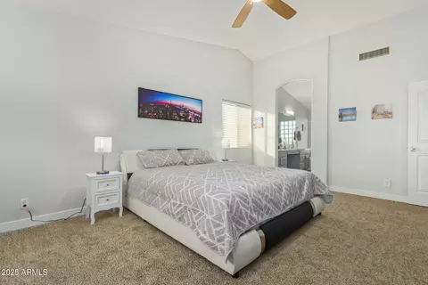 Bedroom - 4088 E Kroll Dr, Gilbert, AZ 85234 photo 4 of 14