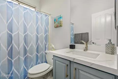 Bath - 4088 E Kroll Dr, Gilbert, AZ 85234 photo 8 of 8