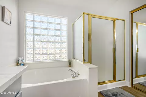 Bath - 4088 E Kroll Dr, Gilbert, AZ 85234 photo 4 of 8