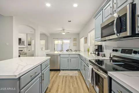 Kitchen - 4088 E Kroll Dr, Gilbert, AZ 85234 photo 6 of 6